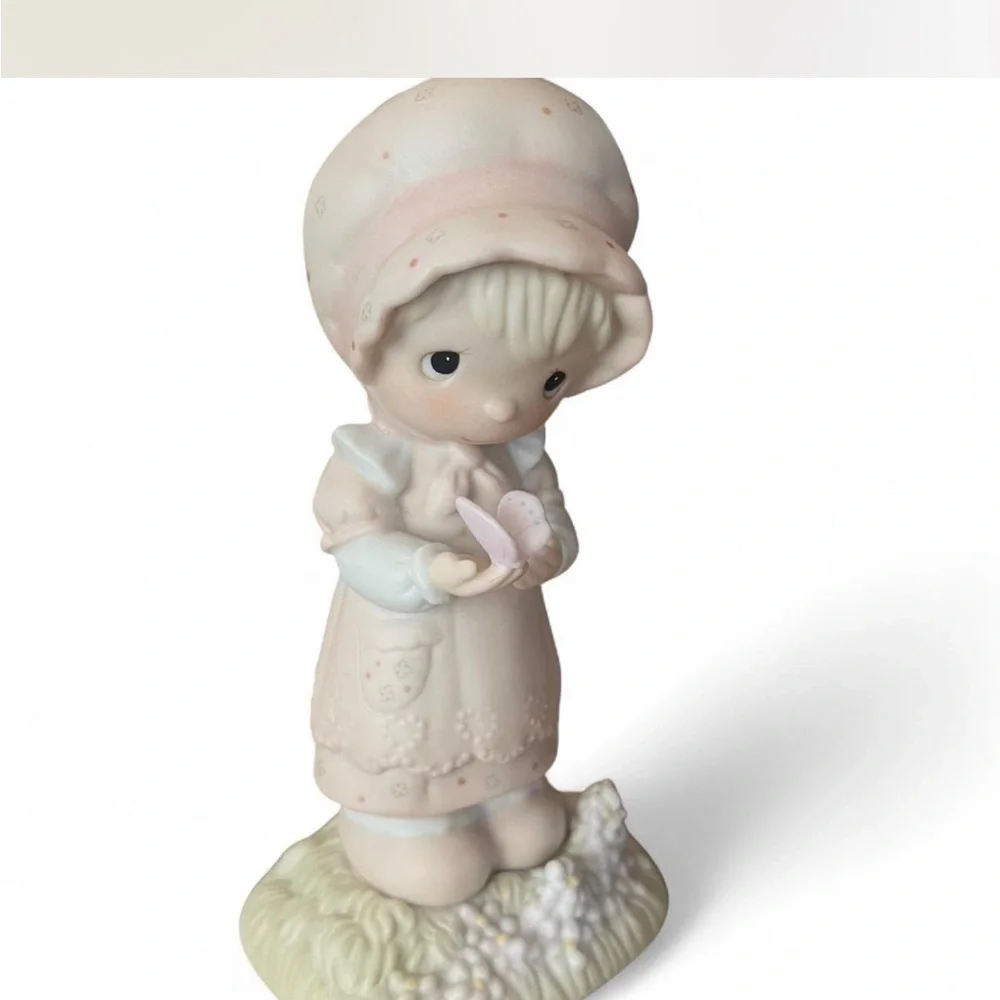 Precious Moments ornament 1980s collectible